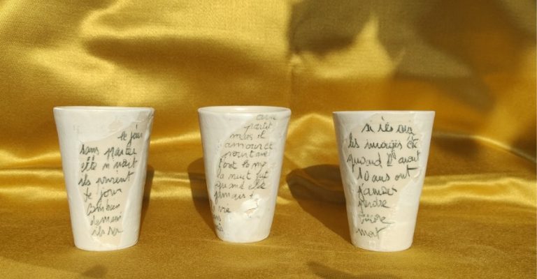 Gobelets écriture